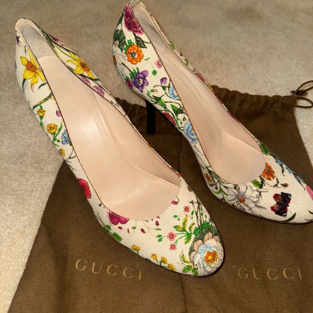 Gucci Women's Floral Heels - Cream and Multicolor